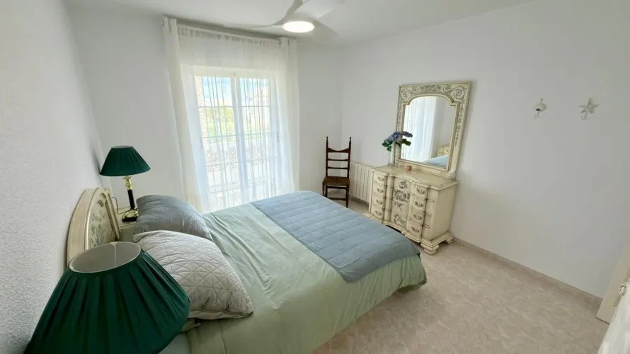 Apartamento de 3 dormitorios en L'Alfàs del Pi, Spain No. 1045 № 16