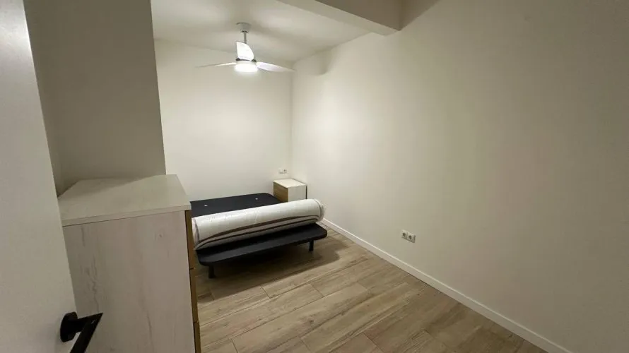 Apartamento de 2 dormitorios en Alicante, Spain No. 1092 № 5