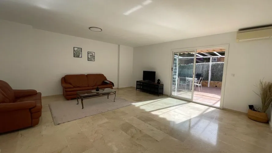 Сasa de 3 dormitorios en Albir, Spain No. 1348 № 6