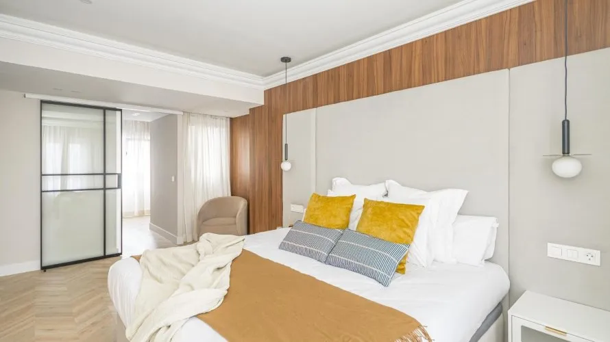 Apartamento de 2 dormitorios en Madrid, Spain No. 681 № 3