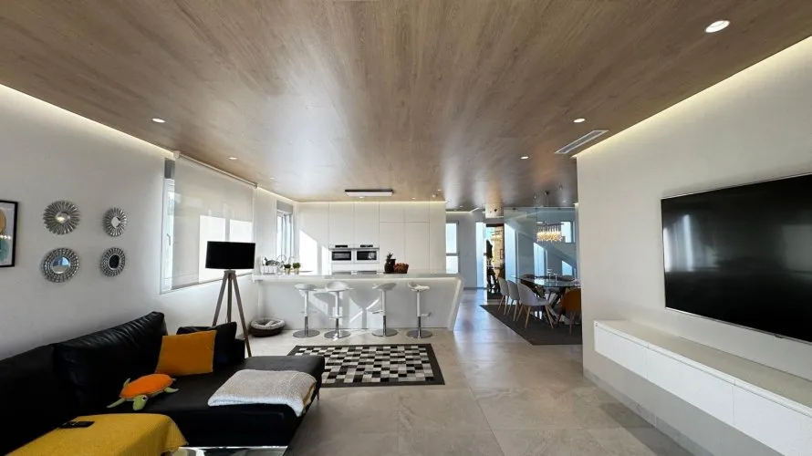 Villa de 4 dormitorios en Campoamor, Spain No. 1214 № 6