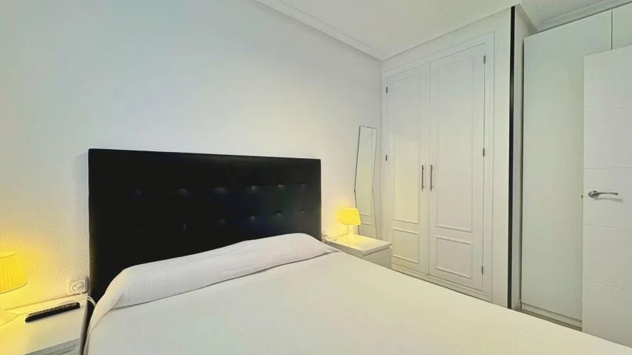 Apartamento de 1 dormitorio en Torrevieja, Spain No. 1021 № 21