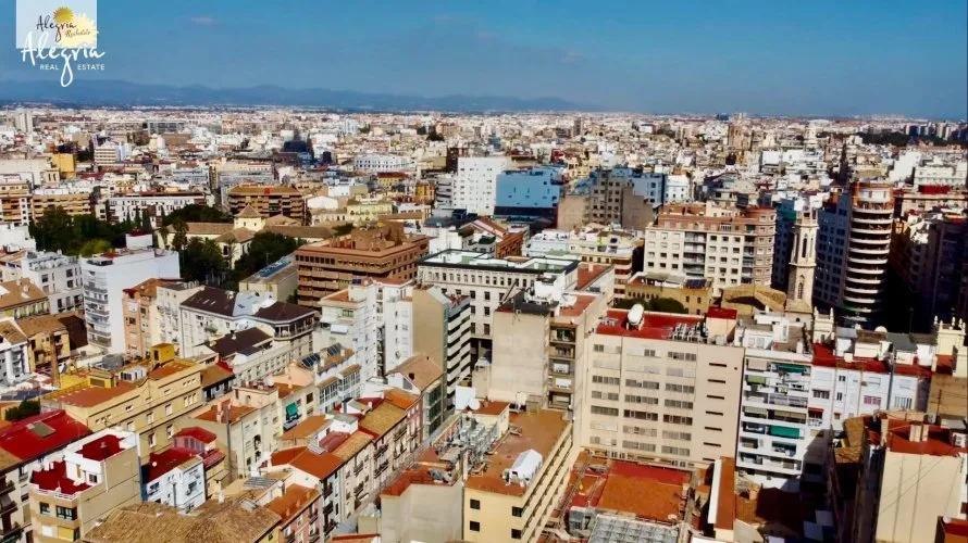 Ático de 2 dormitorios en Valencia, Spain No. 1277 № 1