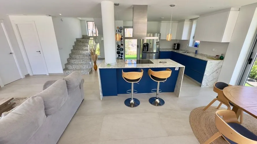 Villa de 3 dormitorios en Finestrat, Spain No. 574 № 21