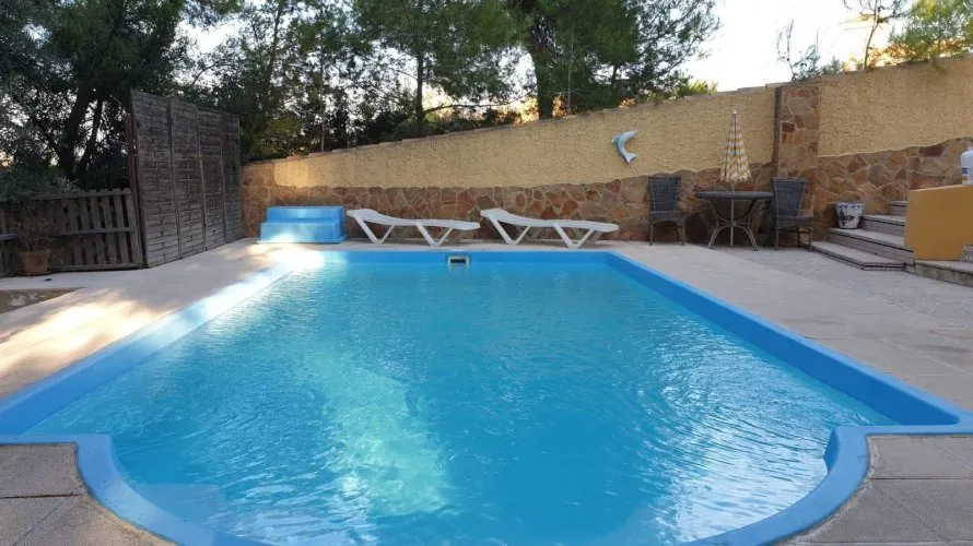 Villa de 6 dormitorios en Alicante, Spain No. 242 № 2