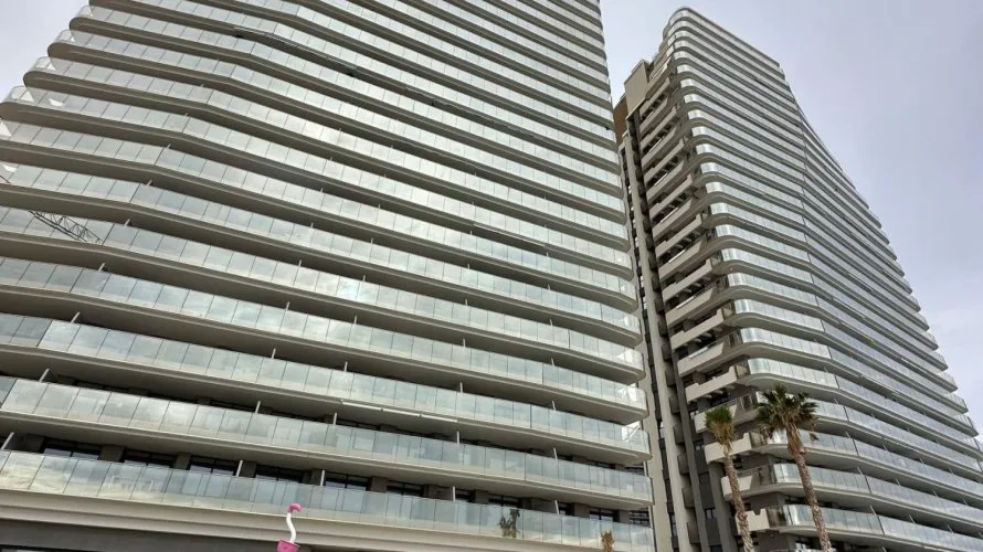 Ático de 3 dormitorios en Benidorm, Spain No. 569 № 10