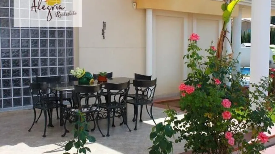 Apartamento de 4 dormitorios en L'Eliana, Spain No. 1313 № 7