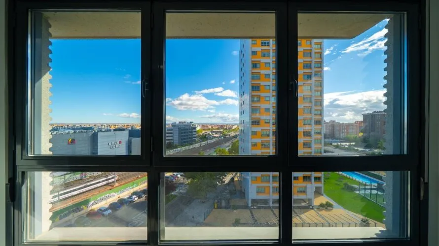 Apartamento de 1 dormitorio en Madrid, Spain No. 155 № 2