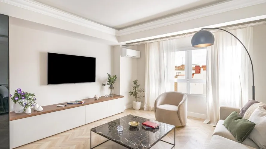 Apartamento de 2 dormitorios en Madrid, Spain No. 681 № 8