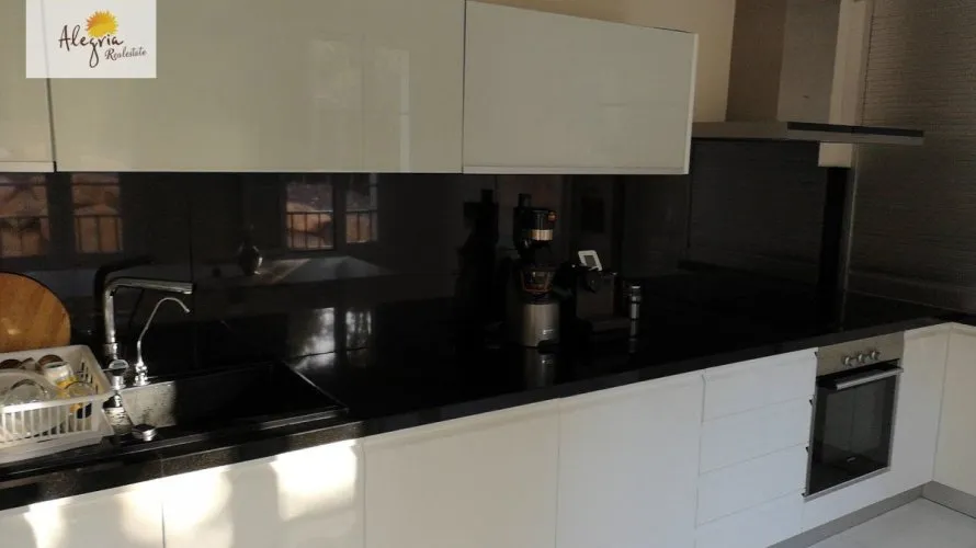 Villa de 4 dormitorios en Finestrat, Spain No. 260 № 15