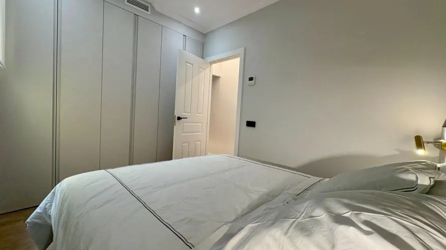 Apartamento de 2 dormitorios en Madrid, Spain No. 1033 № 9