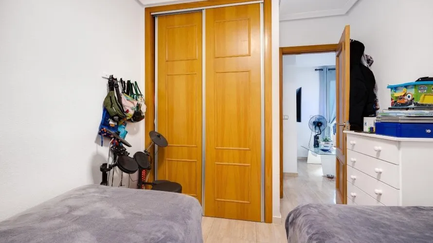 Apartamento de 2 dormitorios en Torrevieja, Spain No. 1365 № 13
