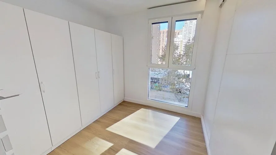 Apartamento de 2 dormitorios en Benidorm, Spain No. 107 № 14