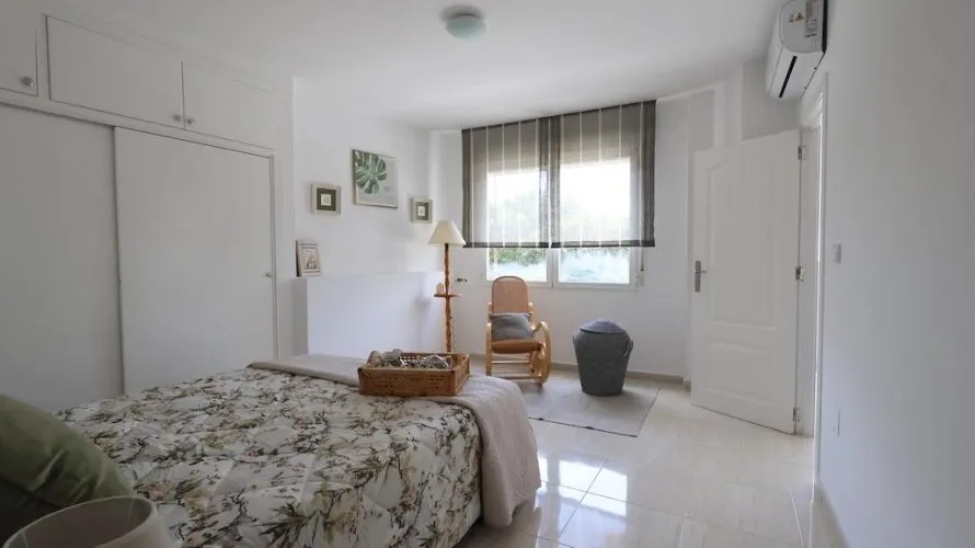 Apartamento de 3 dormitorios en Torrevieja, Spain No. 594 № 15