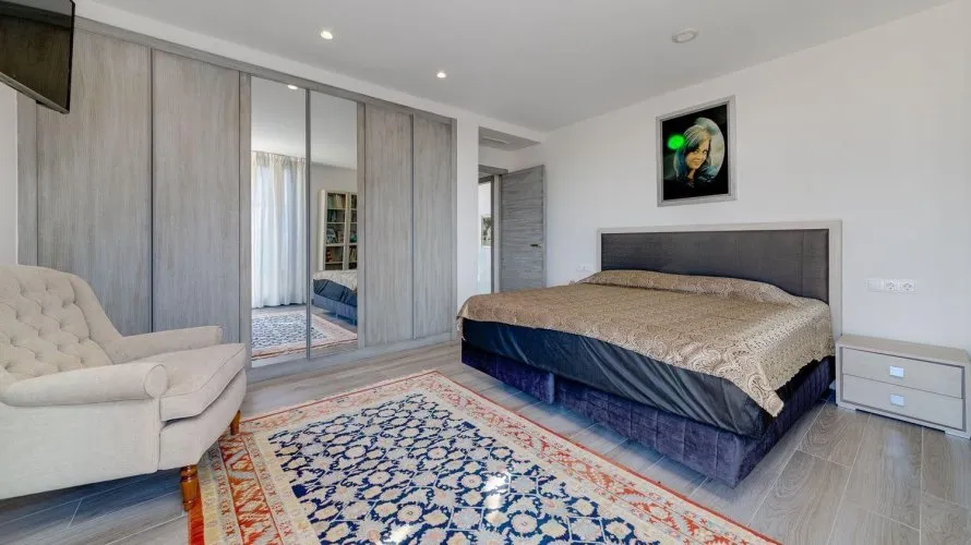 Villa de 461m² en Torrevieja, Spain No. 965 № 10