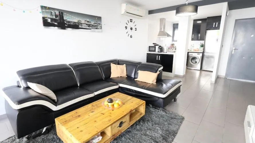 Apartamento de 2 dormitorios en La Zenia, Spain No. 935 № 2