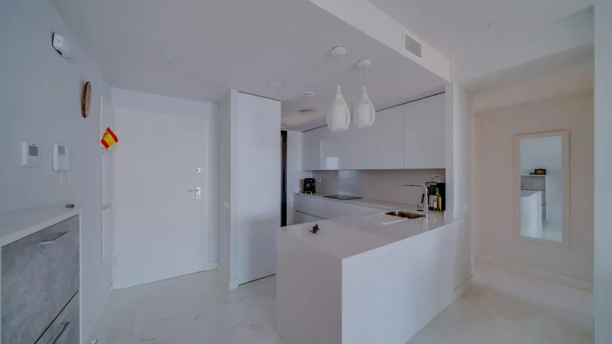 Apartamento de 2 dormitorios en Benidorm, Spain No. 1281 № 13
