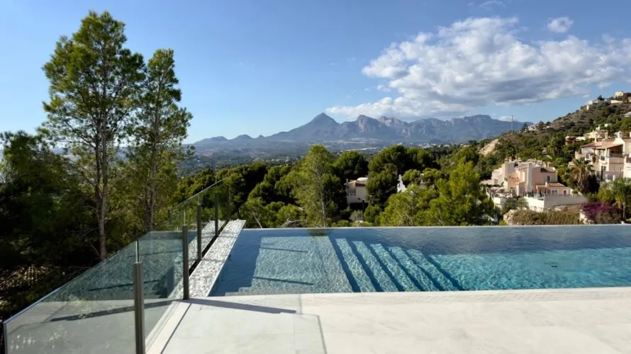 Villa de 5 dormitorios en Zona Altea Hills, Spain No. 112 № 3