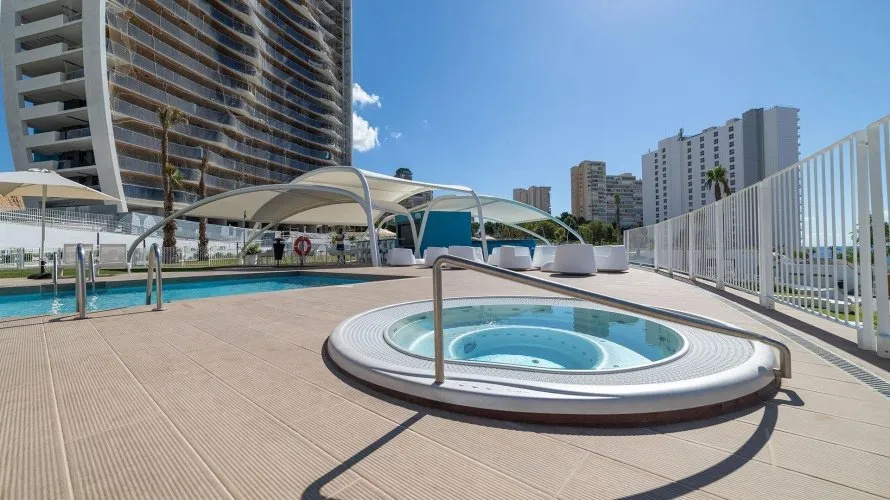 Apartamento de 3 dormitorios en Benidorm, Spain No. 853 № 11