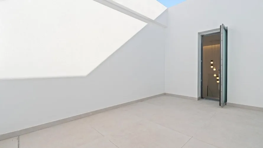 Villa de 4 dormitorios en Benidorm, Spain No. 1131 № 27