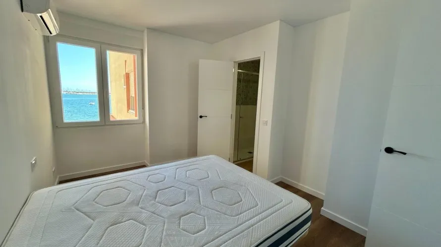 Apartamento de 2 dormitorios en Torrevieja, Spain No. 150 № 23
