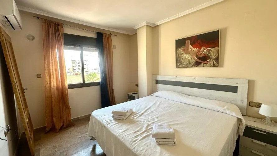 Apartamento de 4 dormitorios en Torrevieja, Spain No. 765 № 23