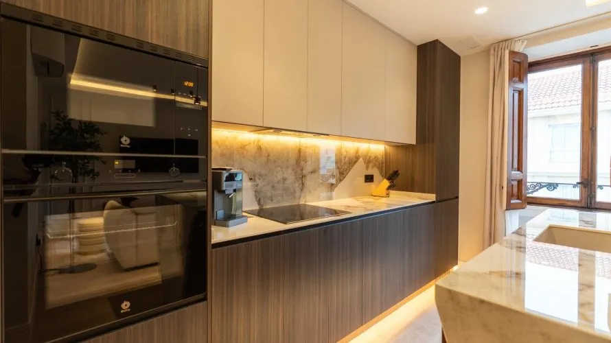 Apartamento de 3 dormitorios en Madrid, Spain No. 951 № 12