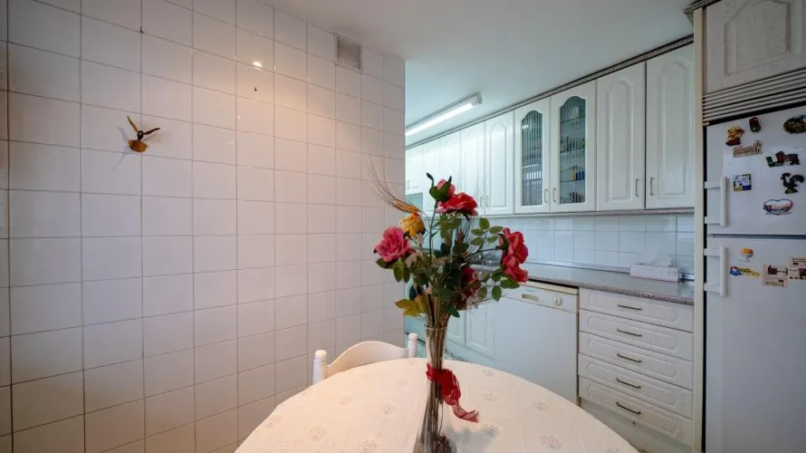 Apartamento de 2 dormitorios en Madrid, Spain No. 1028 № 6