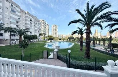Apartamento de 2 dormitorios en Villajoyosa, Spain No. 1110