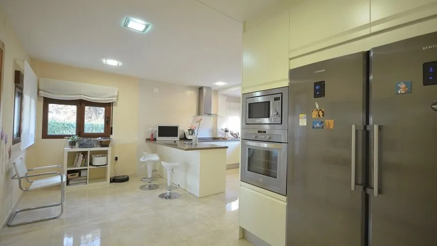 Apartamento de 5 dormitorios en Albacete, Spain No. 1247 № 15