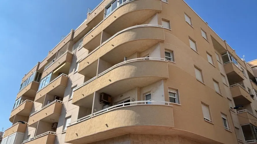 Apartamento de 1 dormitorio en Torrevieja, Spain No. 233 № 27