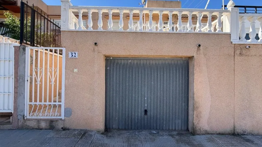 Сasa de 3 dormitorios en Gran Alacant, Spain No. 1073 № 1