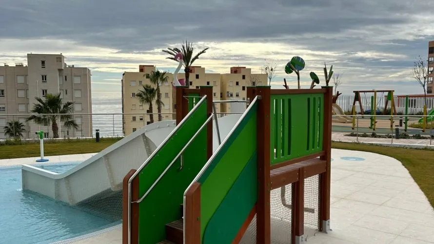 Ático de 3 dormitorios en Benidorm, Spain No. 569 № 19