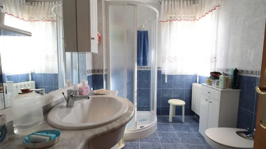 Apartamento de 5 dormitorios en Alicante, Spain No. 926 № 12