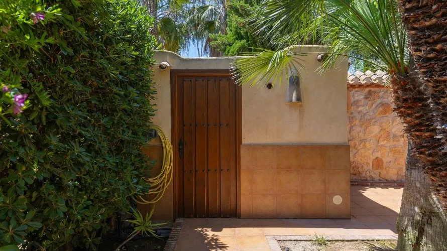 Villa de 4 dormitorios en Alicante, Spain No. 746 № 19