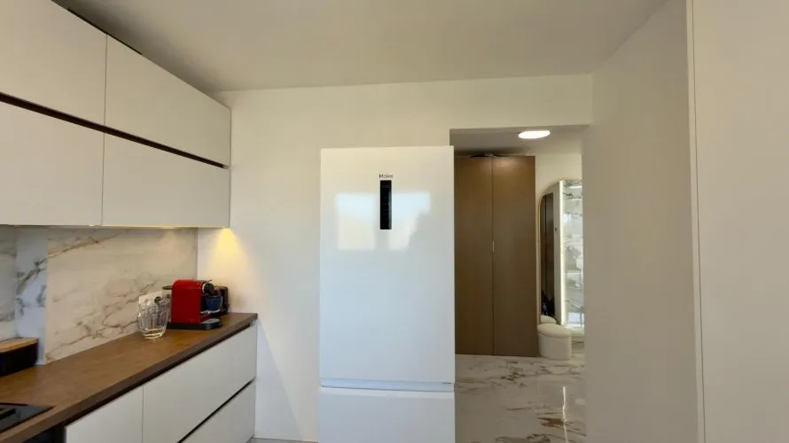 Apartamento de 108m² en Benidorm, Spain No. 1139 № 2