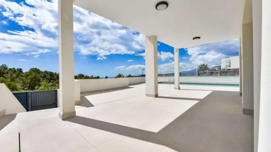 Villa de 7 dormitorios en Finestrat, Spain No. 796