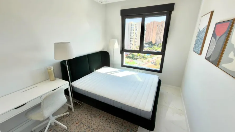 Apartamento de 3 dormitorios en Benidorm, Spain No. 1142 № 24