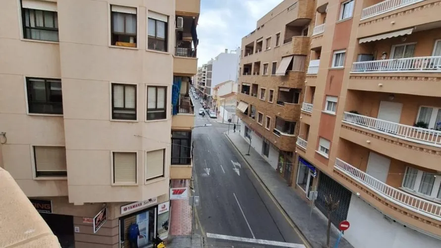 Apartamento de 3 dormitorios en Torrevieja, Spain No. 1257 № 23