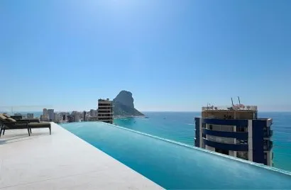 Apartamento de 2 dormitorios en Calpe, Spain No. 692