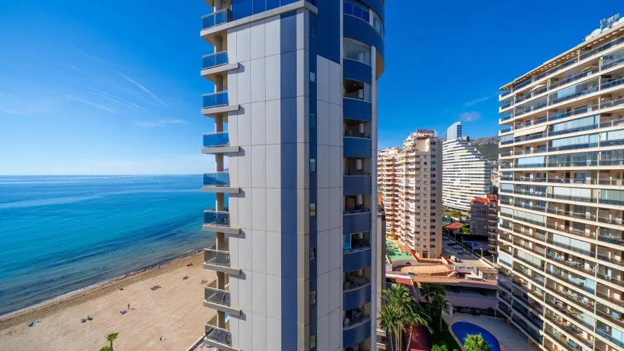 Apartamento de 4 dormitorios en Calpe, Spain No. 924 № 26