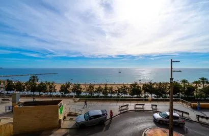 Apartamento de 1 dormitorio en Alicante, Spain No. 904