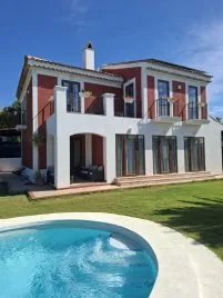 Villa de 4 dormitorios en Finestrat, Spain No. 239