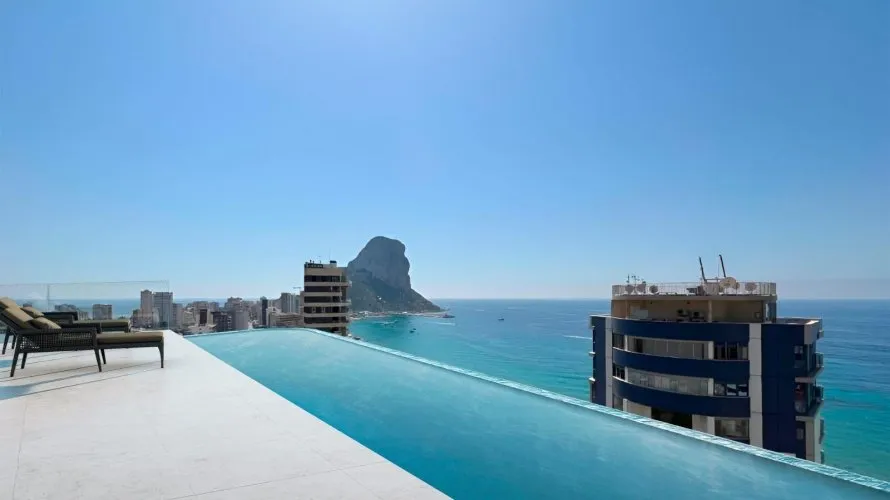 Ático de 2 dormitorios en Calpe, Spain No. 693