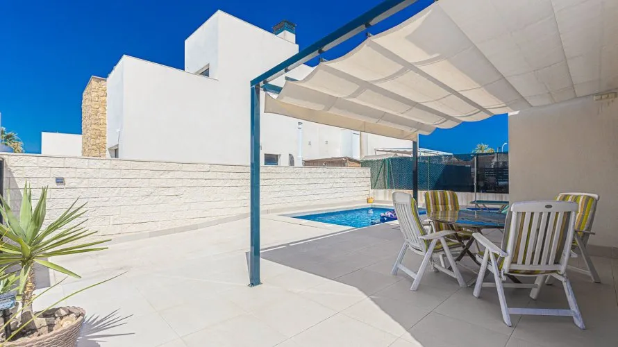 Villa de 162m² en Ciudad Quesada, Spain No. 1059