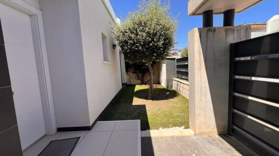 Apartamento de 3 dormitorios en La Zenia, Spain No. 1351 № 8