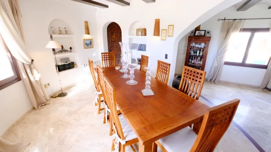 Villa de 4 dormitorios en Fustera, Spain No. 291