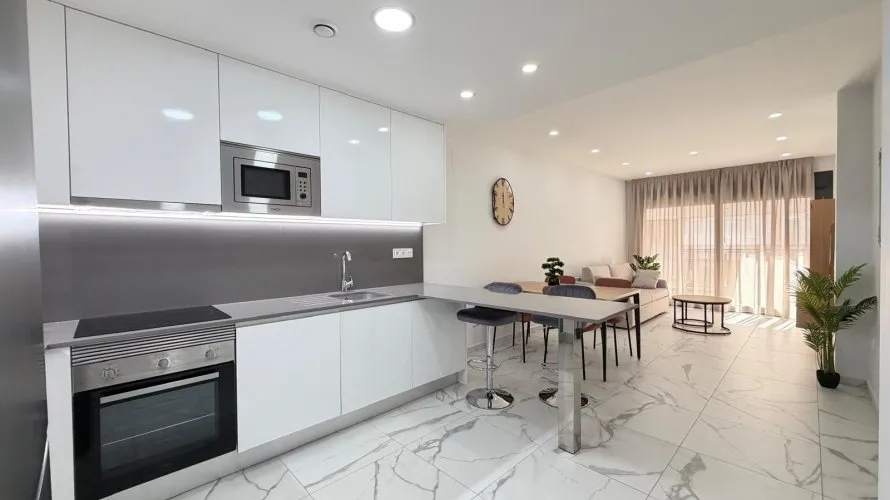 Apartamento de 2 dormitorios en Torrevieja, Spain No. 1000 № 28