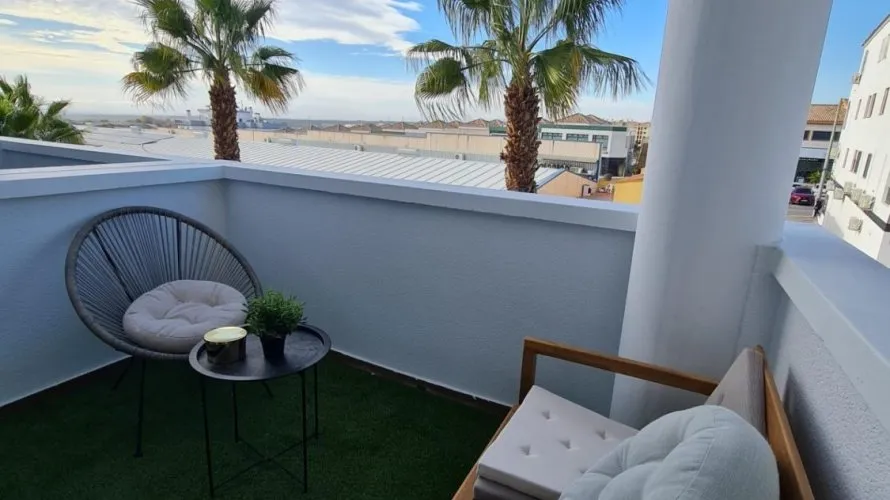 Apartamento de 2 dormitorios en Alicante, Spain No. 1246 № 14