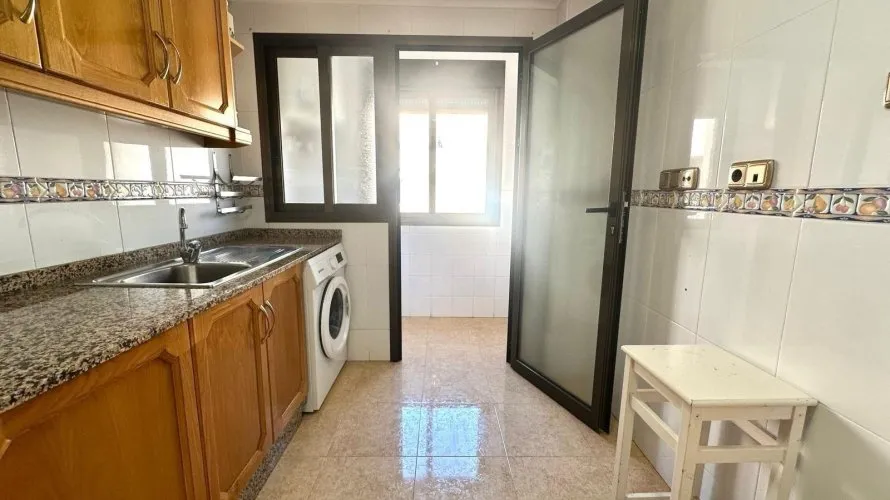 Apartamento de 4 dormitorios en Torrevieja, Spain No. 765 № 9